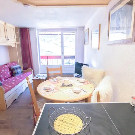Apartment Les Tommeuses - Val Claret-31 By Interhome
