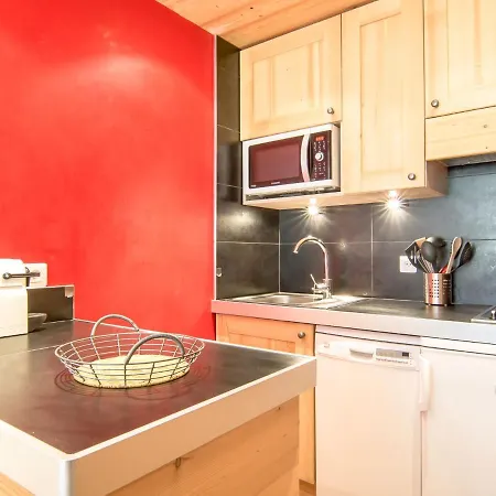 Les Tommeuses - Val Claret-31 By Interhome *